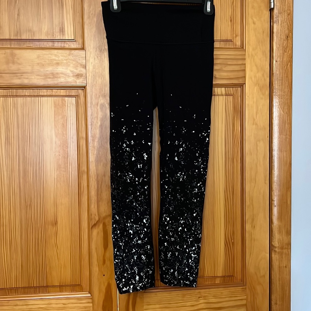 Black Lululemon leggings
